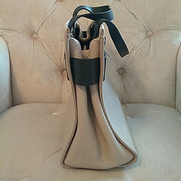 💥SALE!!! Kate Spade bag - Picture 5 of 6